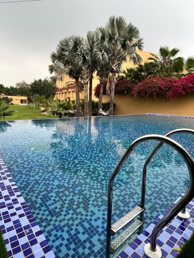 The Lalita Grand Mathura- Vrindavan Exteriör bild