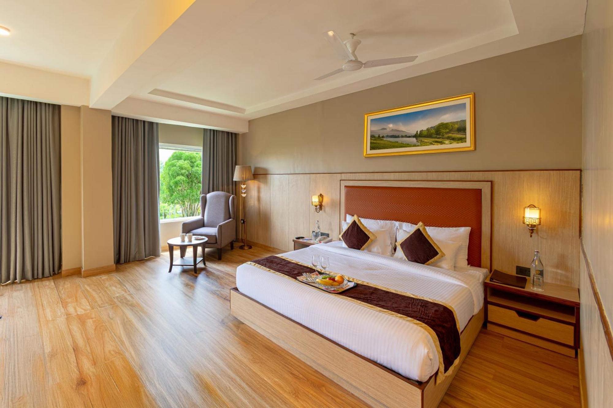 The Lalita Grand Mathura- Vrindavan Exteriör bild